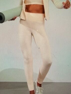 Athleta Softluxe Tight Legging Women’s XL Bone Cream Ribbed Cuffs Yoga Lounge